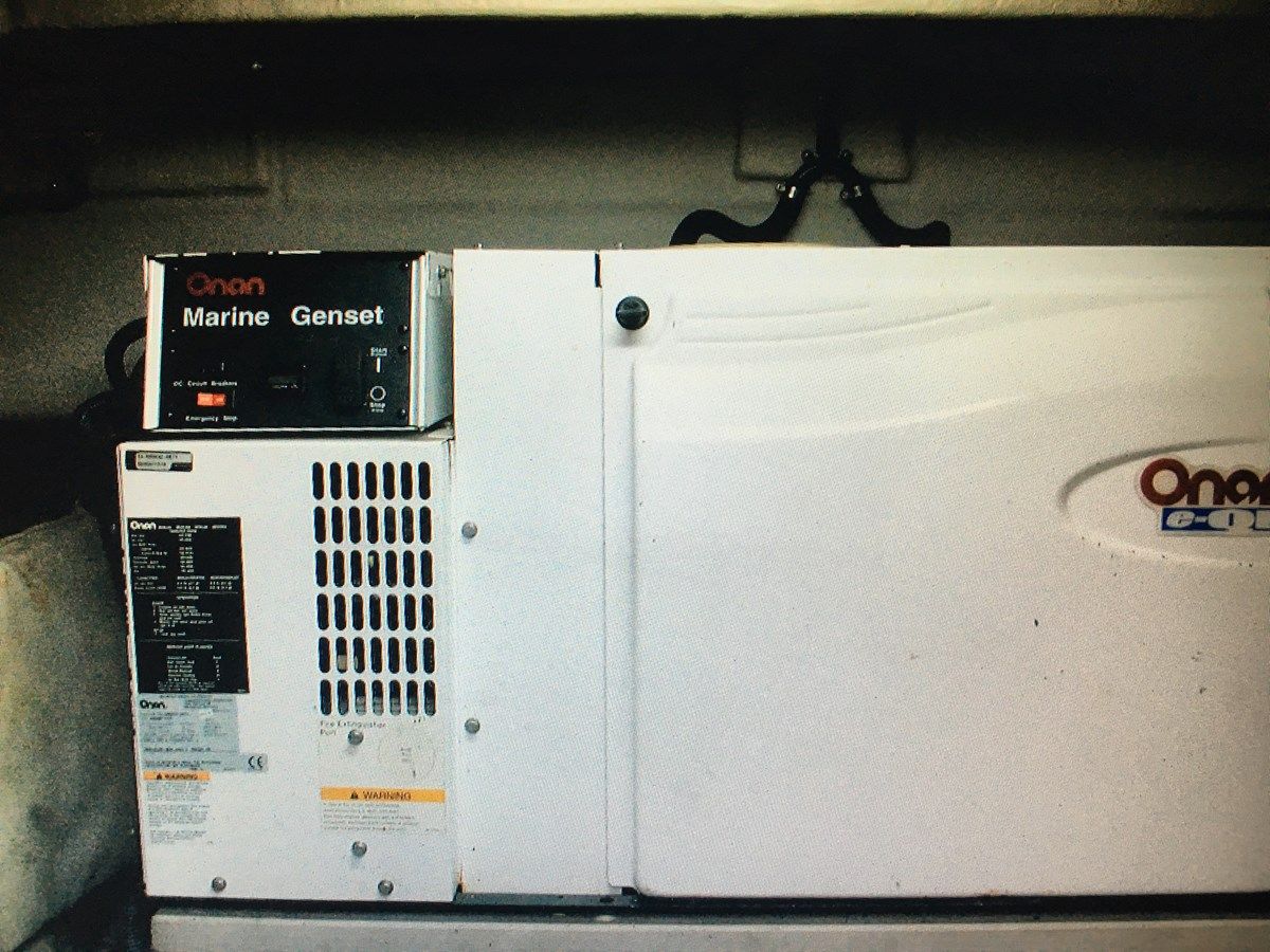 Buy a BLUE HEAVEN - SEA RAY at Shestakov Yacht Sales