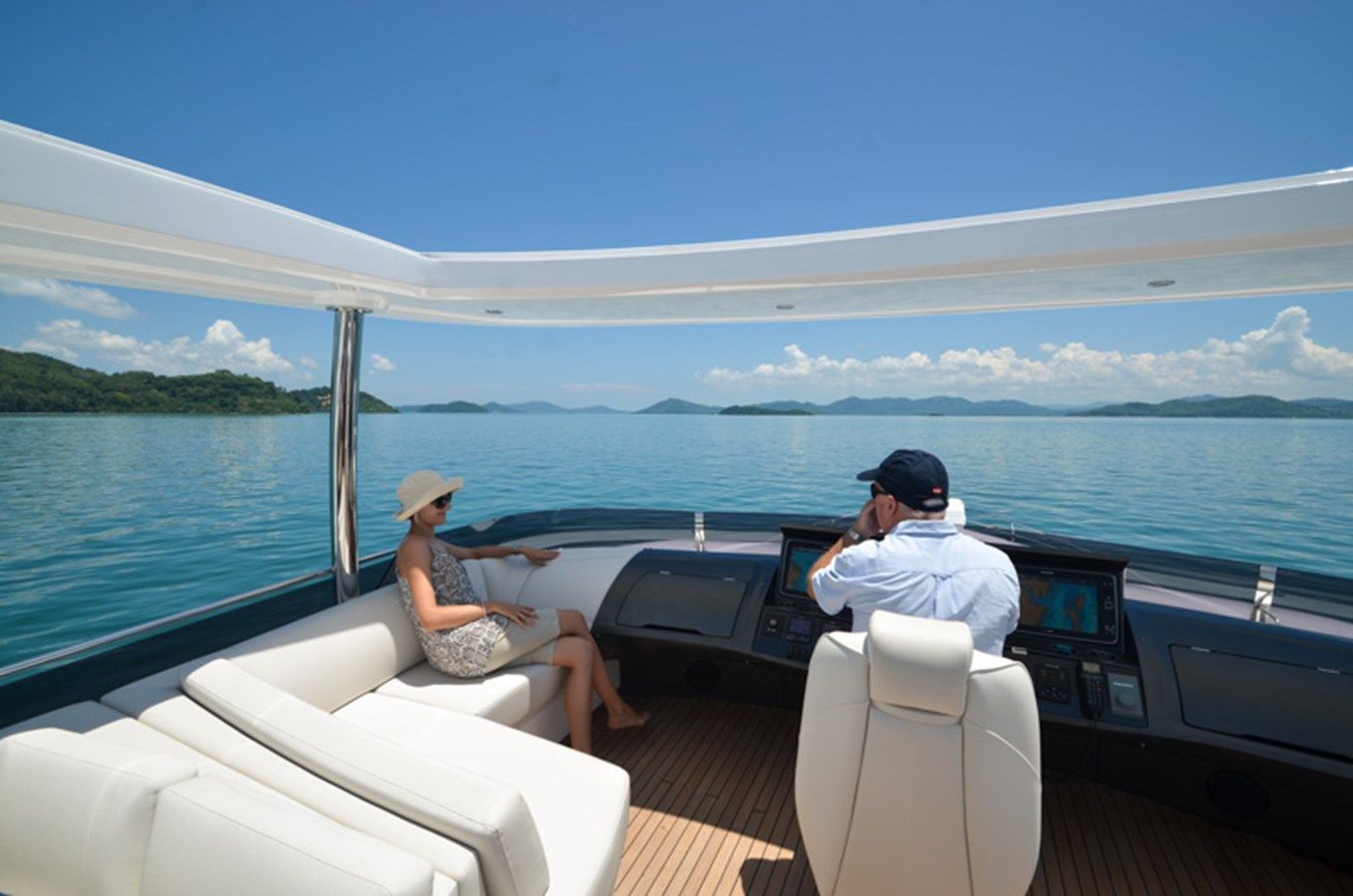 Voyage 2014 yacht sale