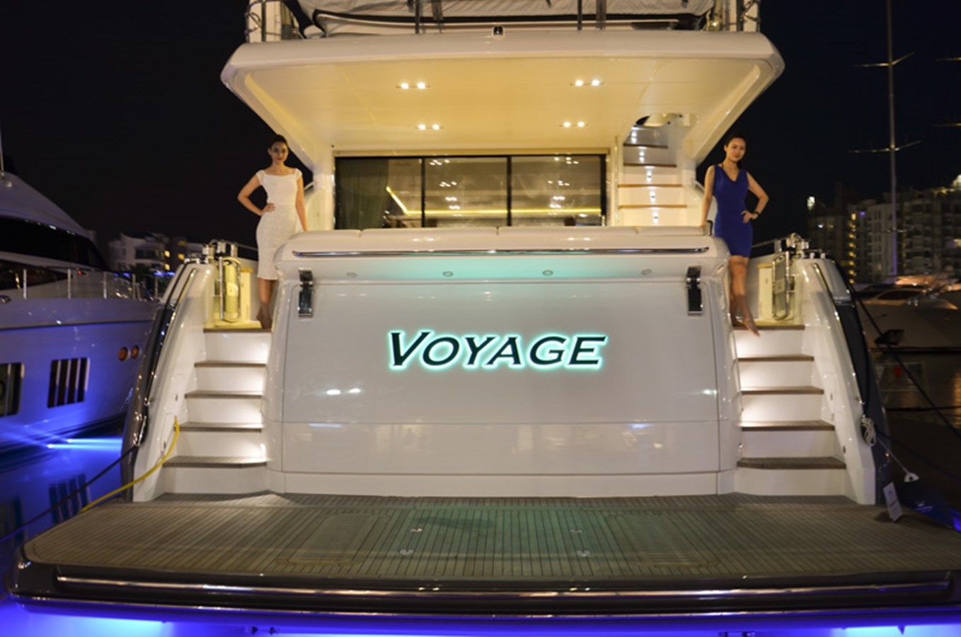 Buy a yacht Voyage 88MY