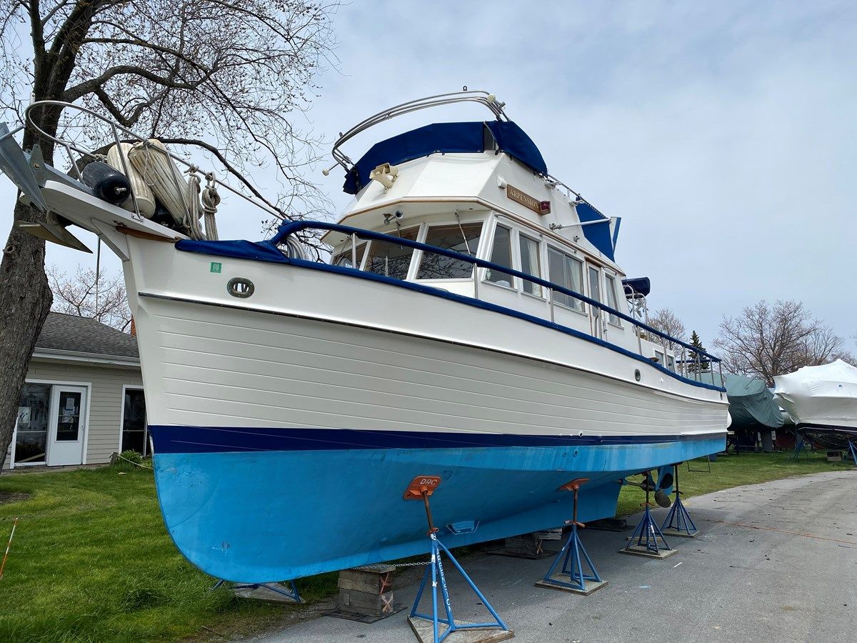 best yacht sales deals Arpension 40