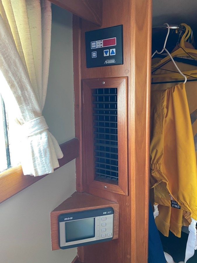 best yacht sales deals Arpension - GRAND BANKS MARINE