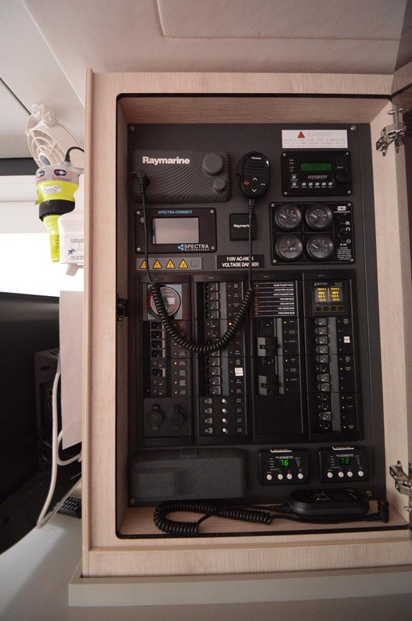 the best price on MIMOSA - Leopard Catamarans