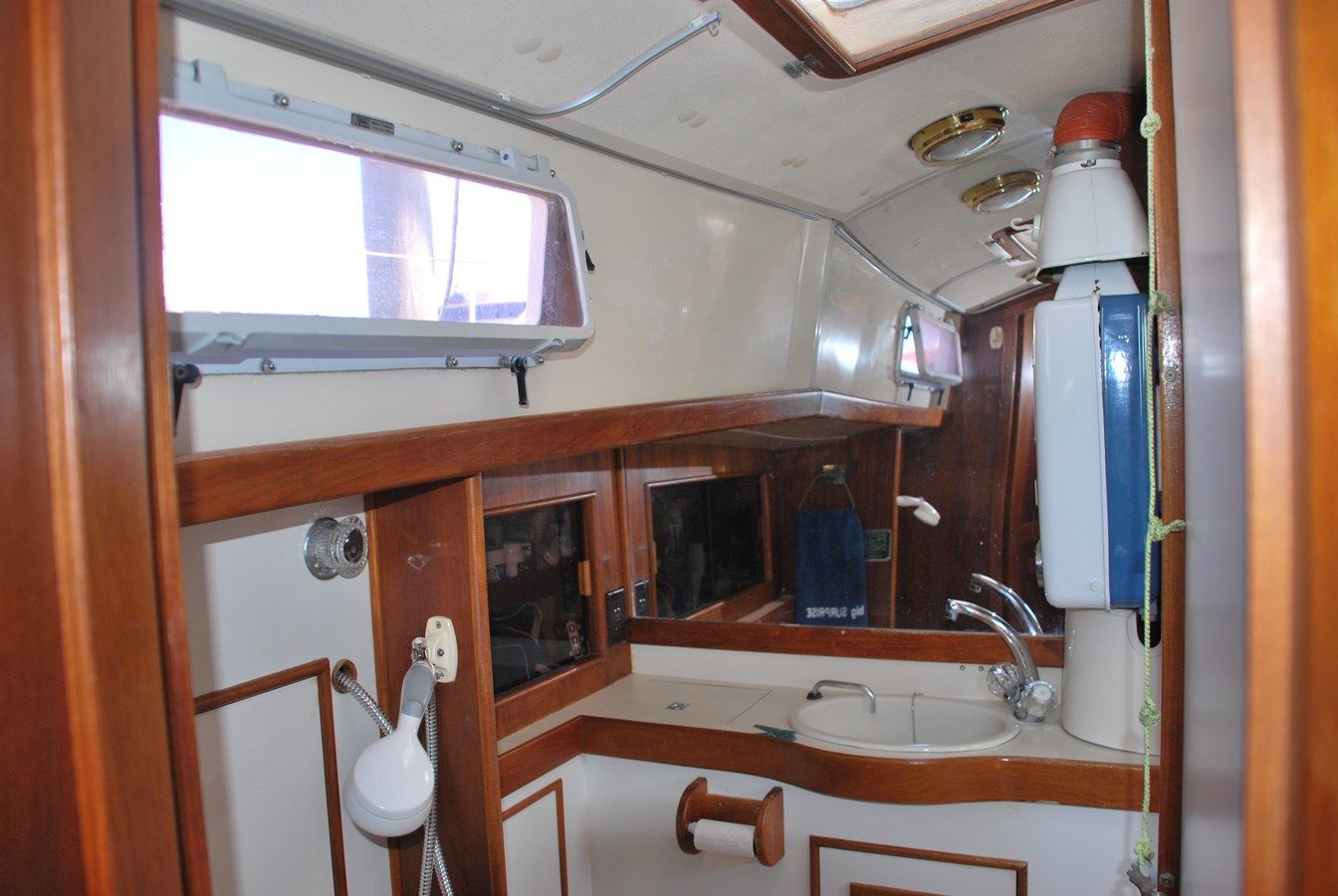 Продажа яхты Big Surprise 42