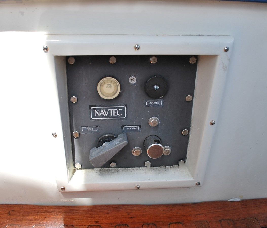 Лучшие предложения покупки яхты Big Surprise