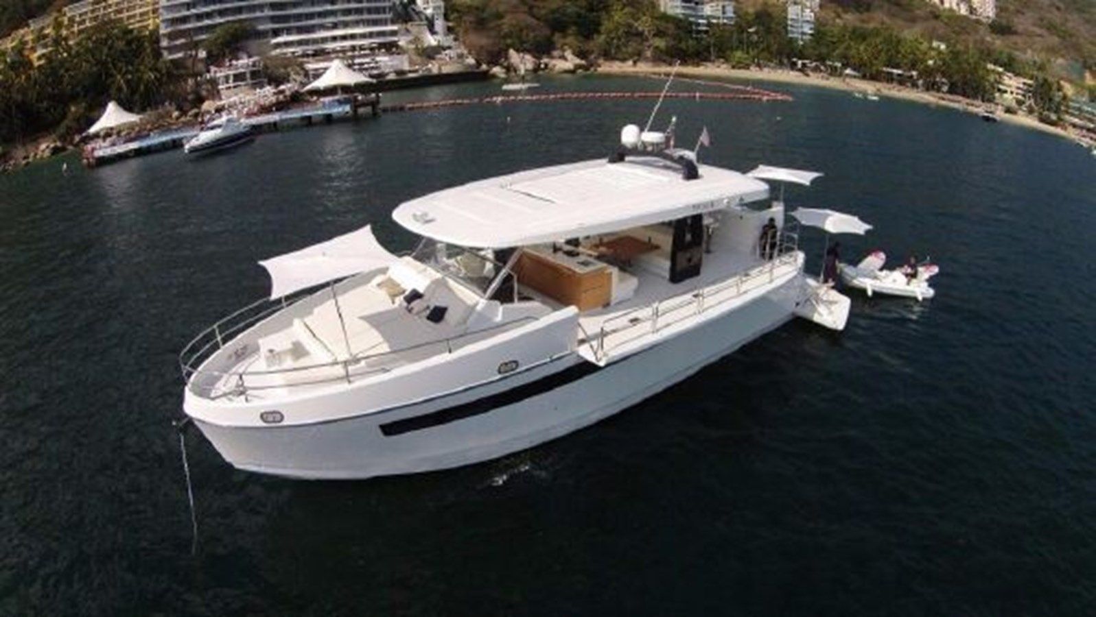 Buy a yacht 2013 Astondoa Topdeck 63 Topdeck 63