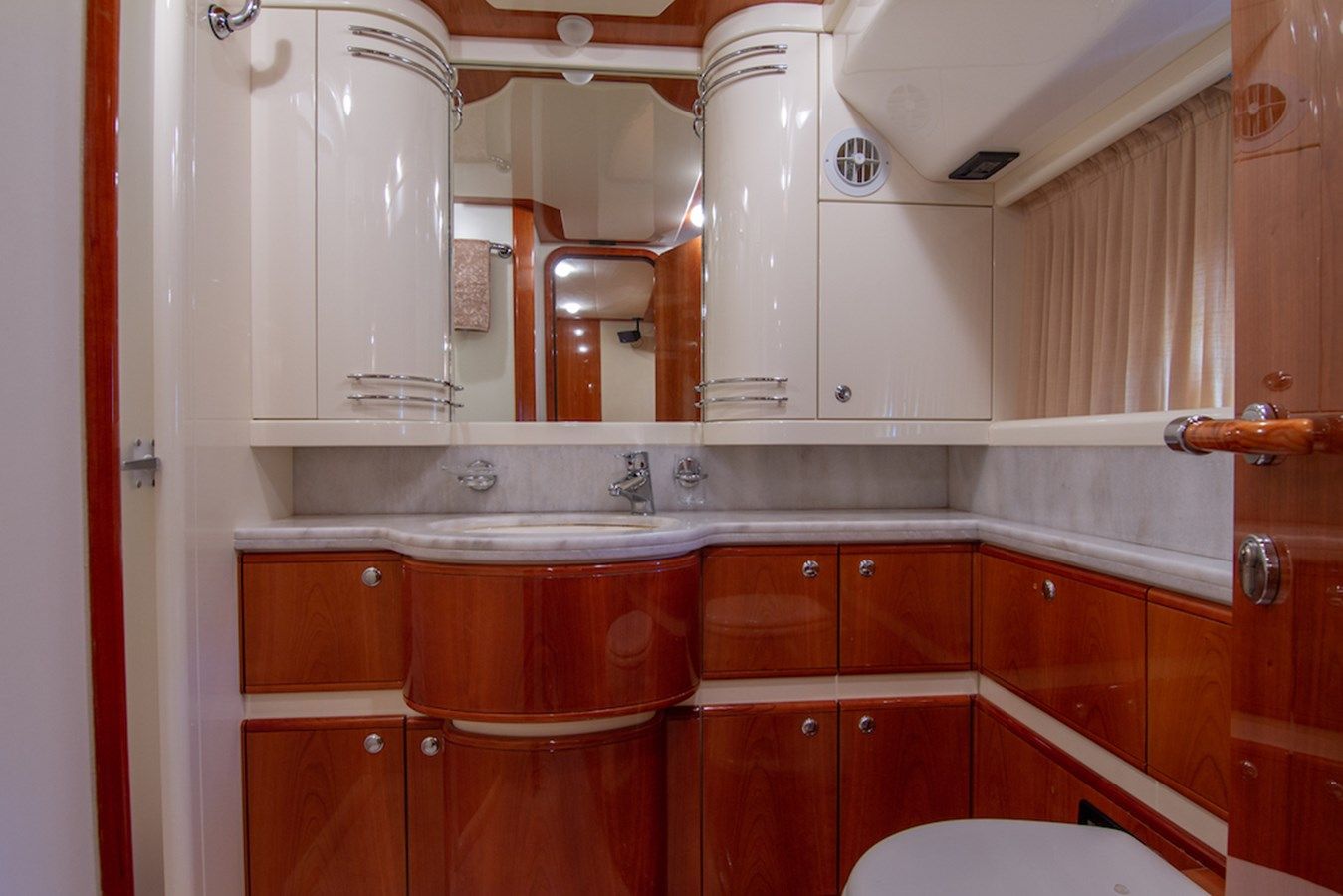 Buy a Sea Pal - Ferretti Yachts at Shestakov Yacht Sales