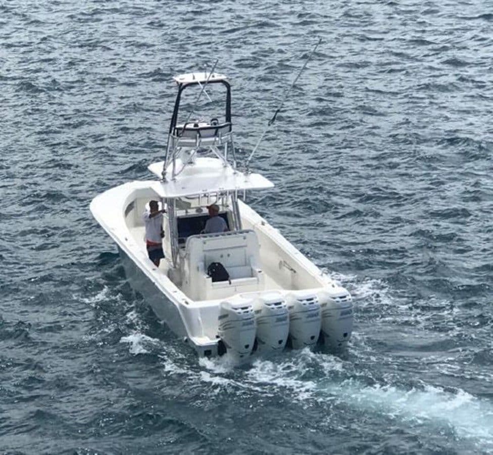 Buy a yacht 2019 SeaVee 390Z - SEA VEE