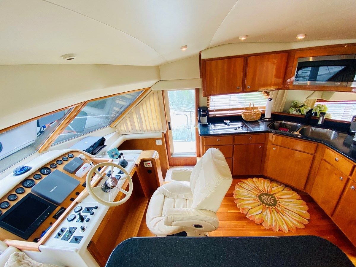 The Motley Crew 5700 Rival yacht sale