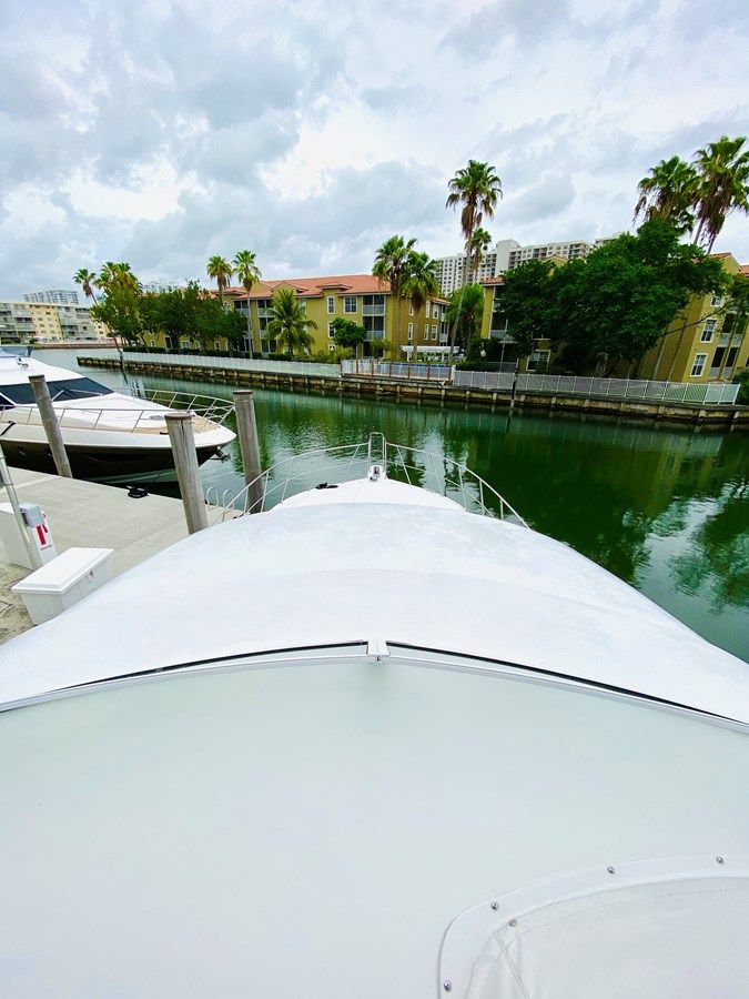 The Motley Crew 5700 Rival price