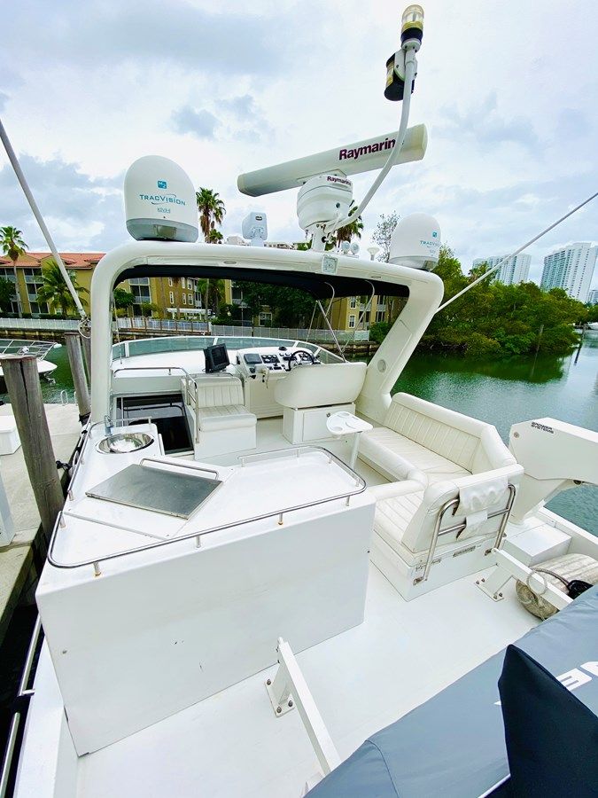 best yacht sales deals The Motley Crew 5700 Rival