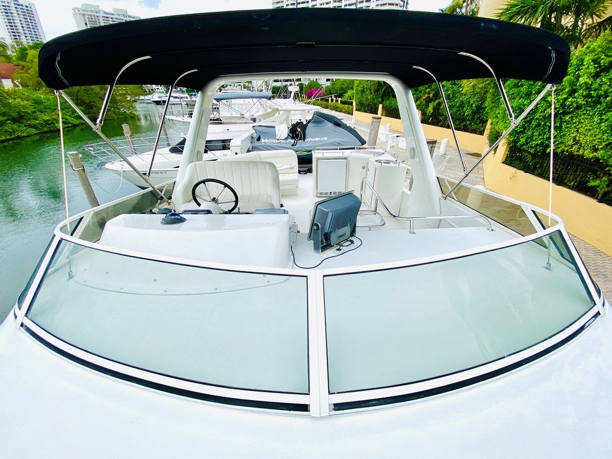 Buy a yacht The Motley Crew 2003