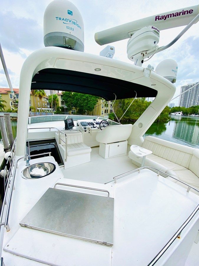 the best price on The Motley Crew - NAVIGATOR