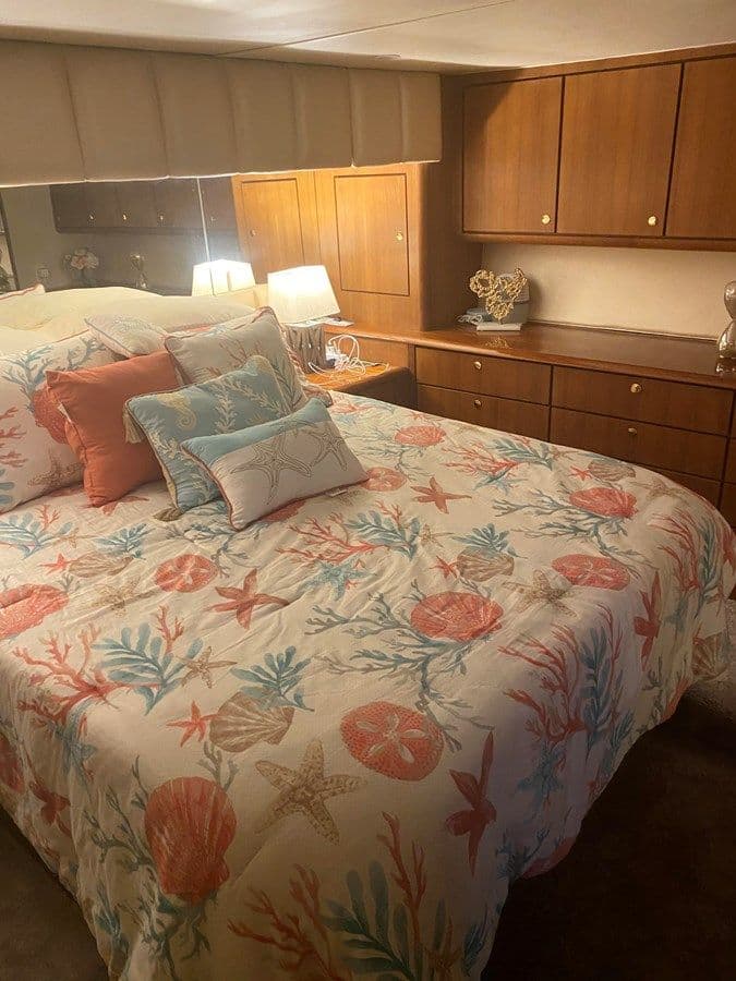 Reel Therapy yacht sale