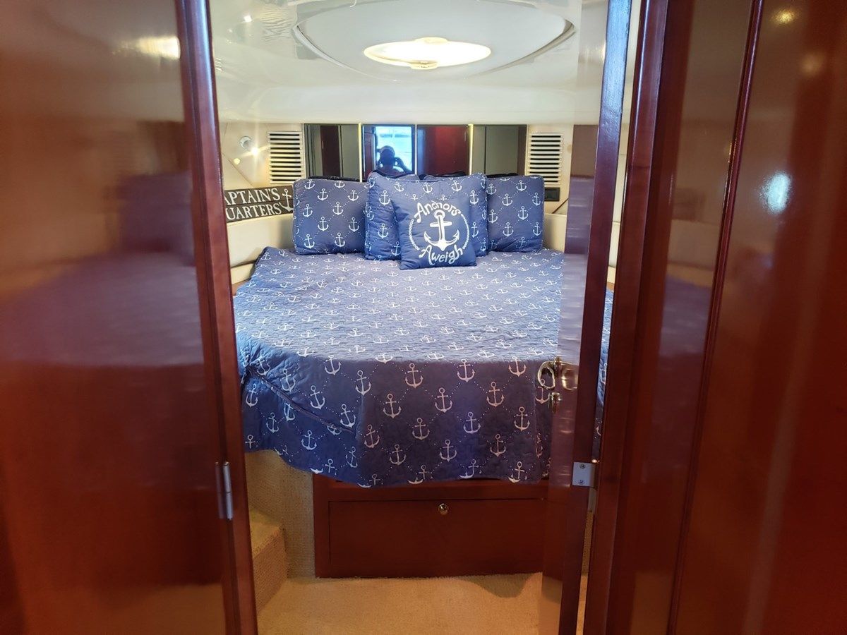 BURNUMOFF - Fairline