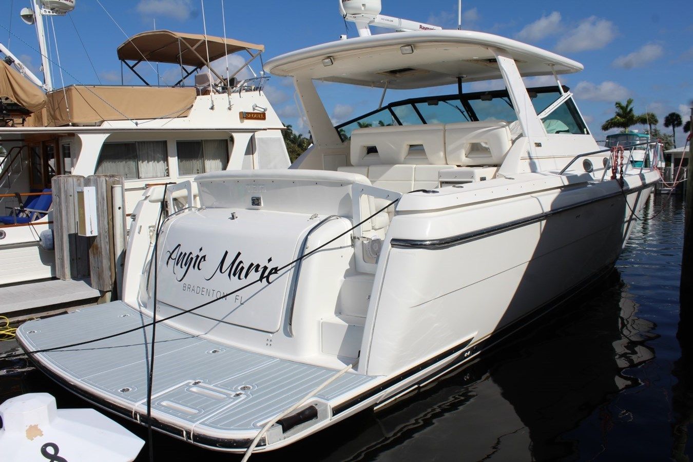 Buy a Angie Marie 4000 Express at Shestakov Yacht Sales
