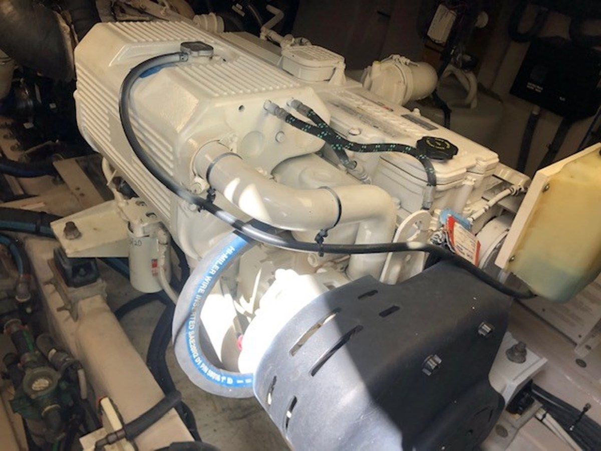 Buy a Endless Summer - SEA RAY at Shestakov Yacht Sales