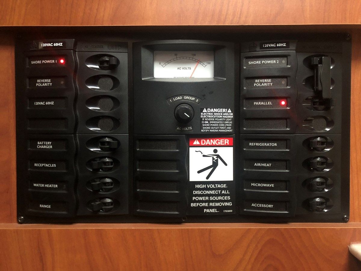 Лучшие предложения покупки яхты 2009 Bayliner 245 SB Cruiser