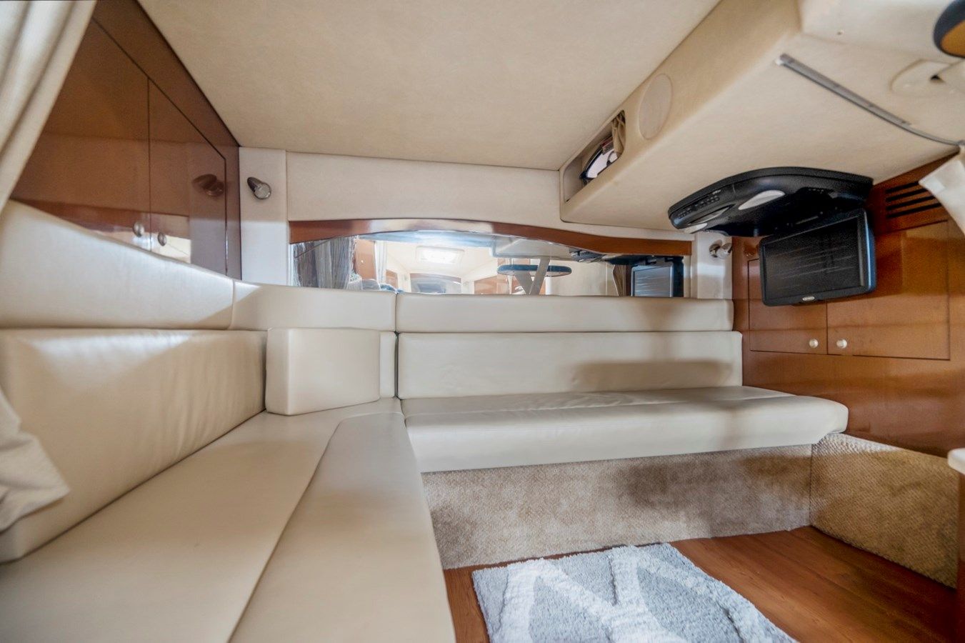 Buy a NO NAME 340 Sundancer at Shestakov Yacht Sales