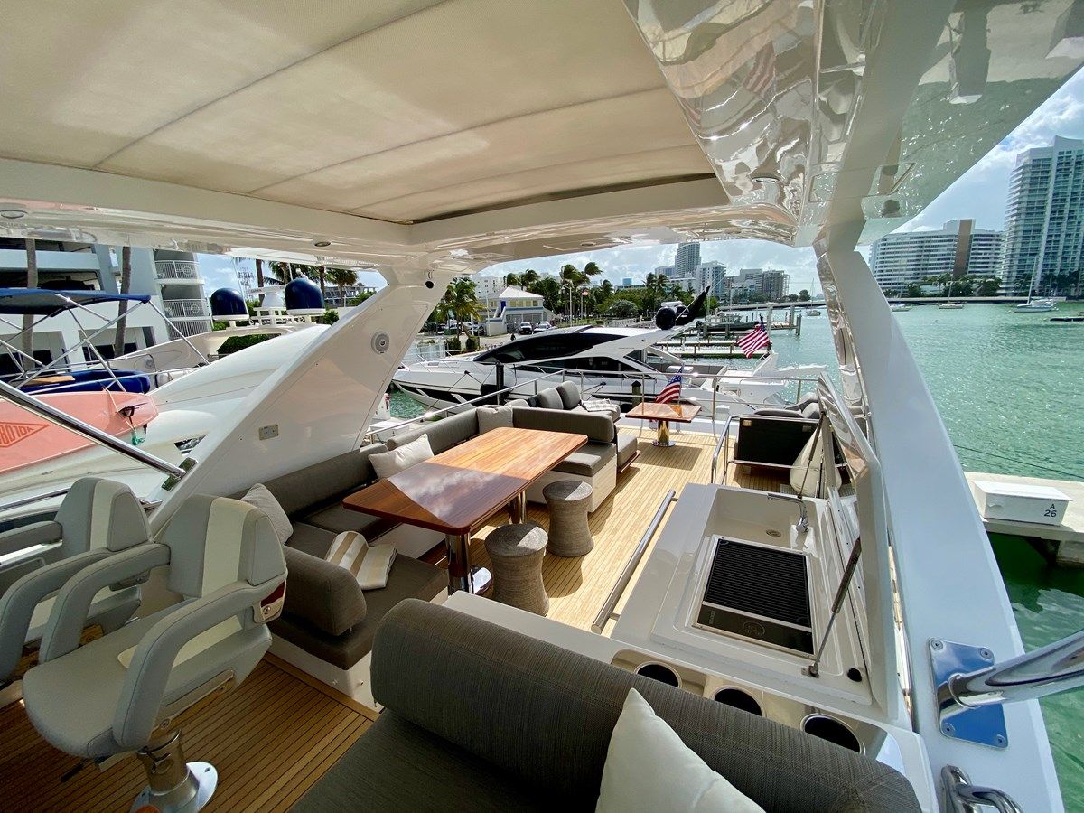 Купить яхту Searenity II 66 в Shestakov Yacht Sales