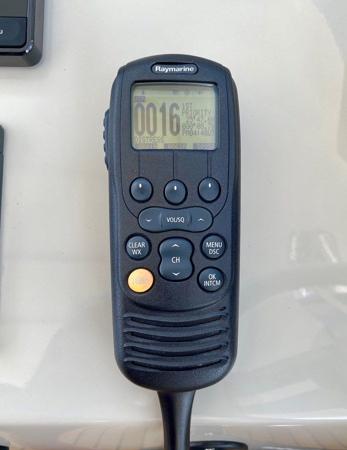 Стоимость яхты Searenity II Flybridge