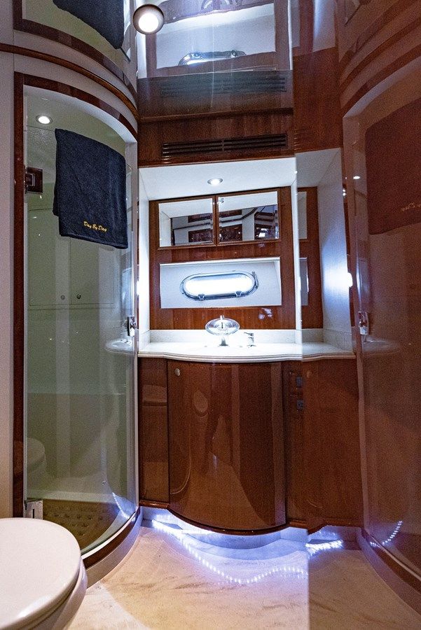 Купить яхту DAY BY DAY - MCKINNA в Shestakov Yacht Sales