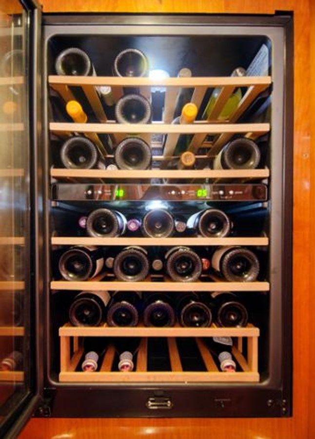 Стоимость яхты 74' Privilege 2010 745