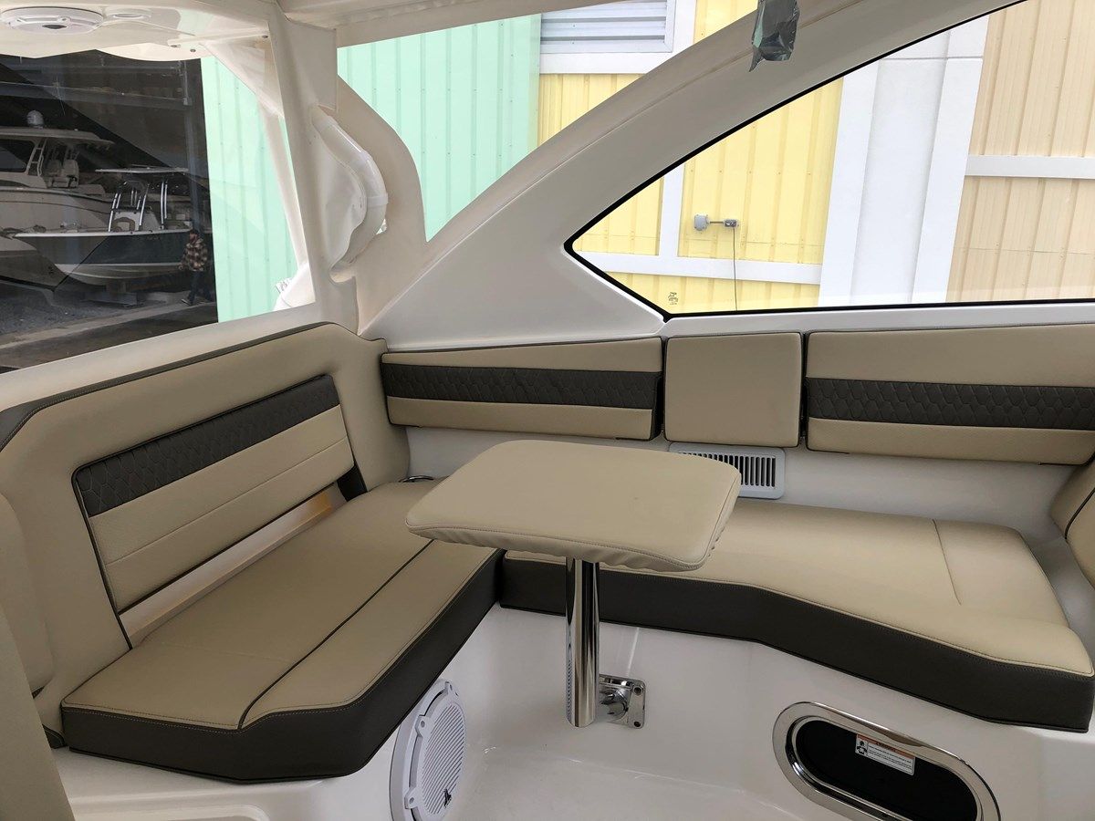 Buy a yacht New Listing 2020