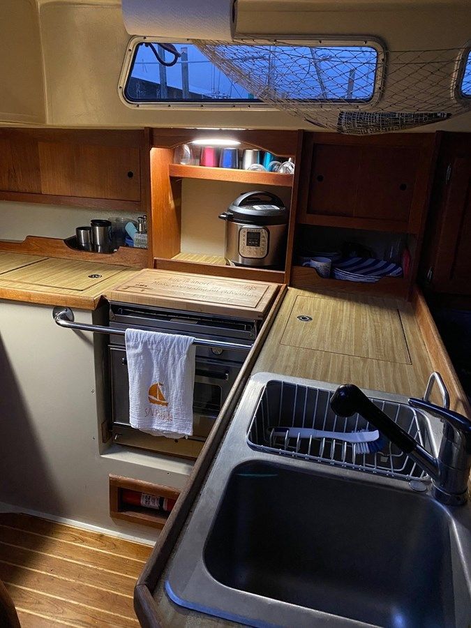 Лучшие предложения покупки яхты Far Side 35