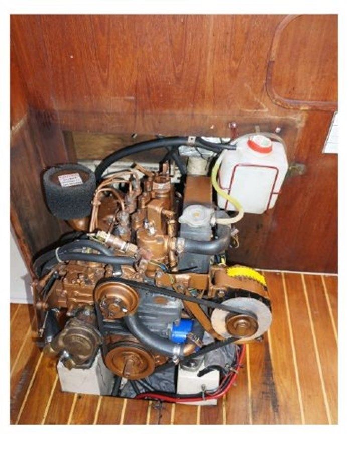 Купить яхту Far Side 36 в Shestakov Yacht Sales