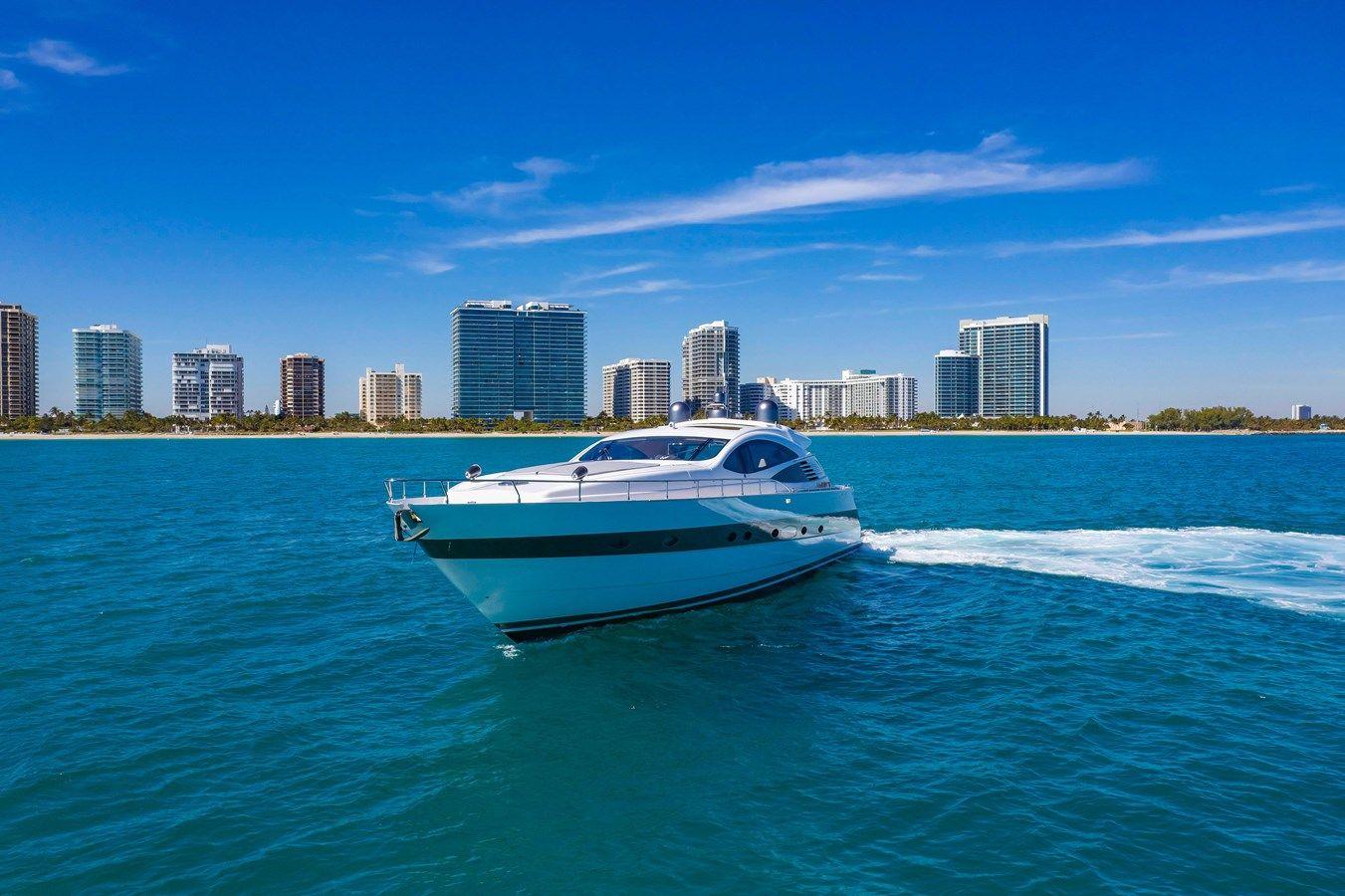 FREE SPIRIT - PERSHING yacht sale