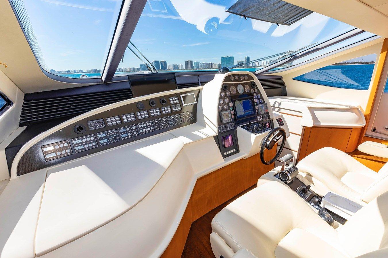 FREE SPIRIT - PERSHING yacht sale