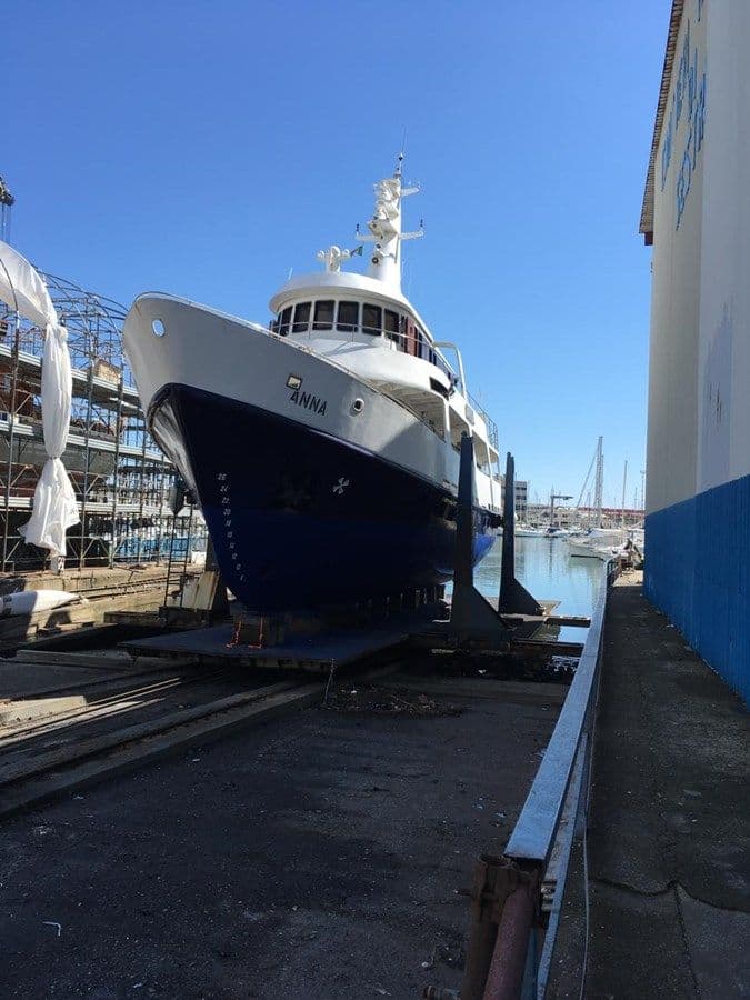 the best price on ANNA I