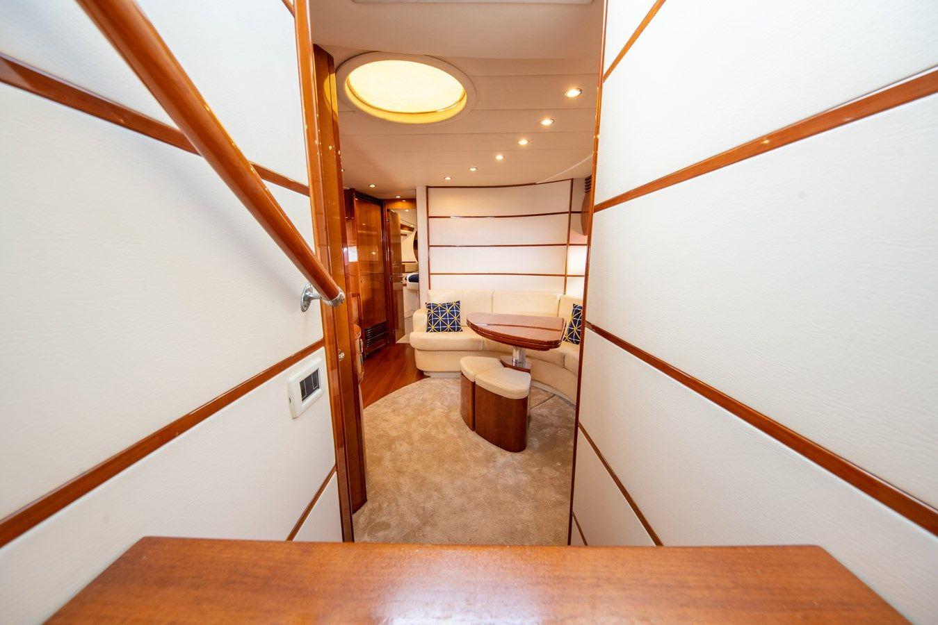 the best price on - Express Motor Yacht