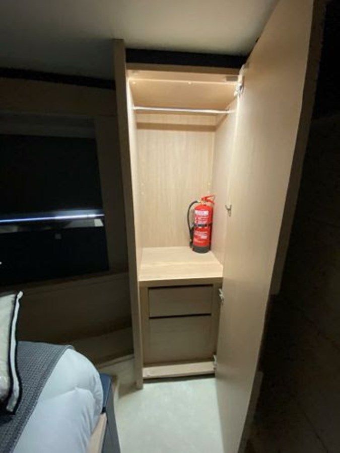 The Only Blue 66 Fly - Astondoa