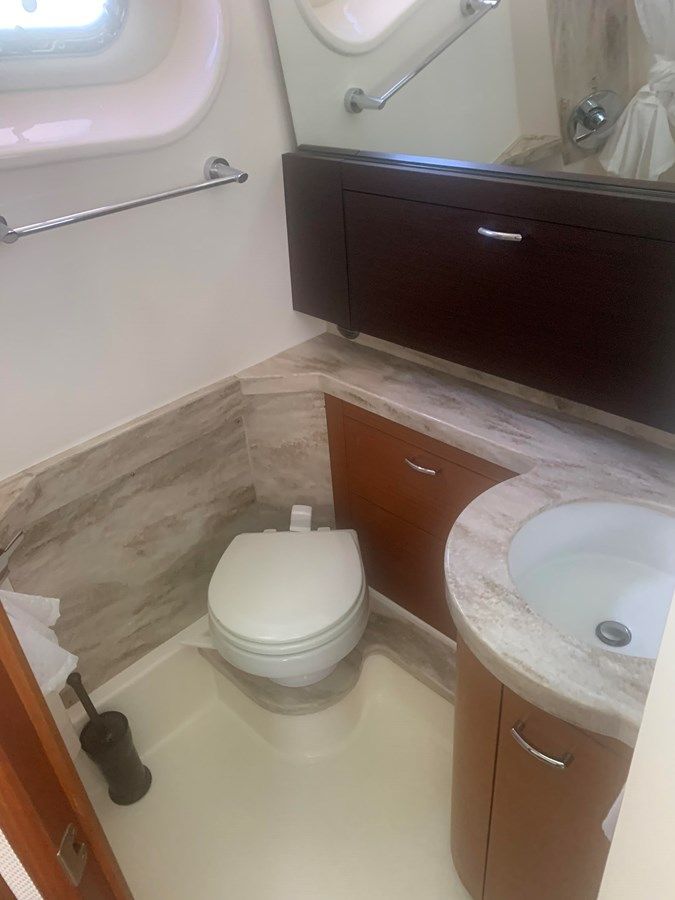 Купить яхту No Off Seasons Sports 40 в Shestakov Yacht Sales