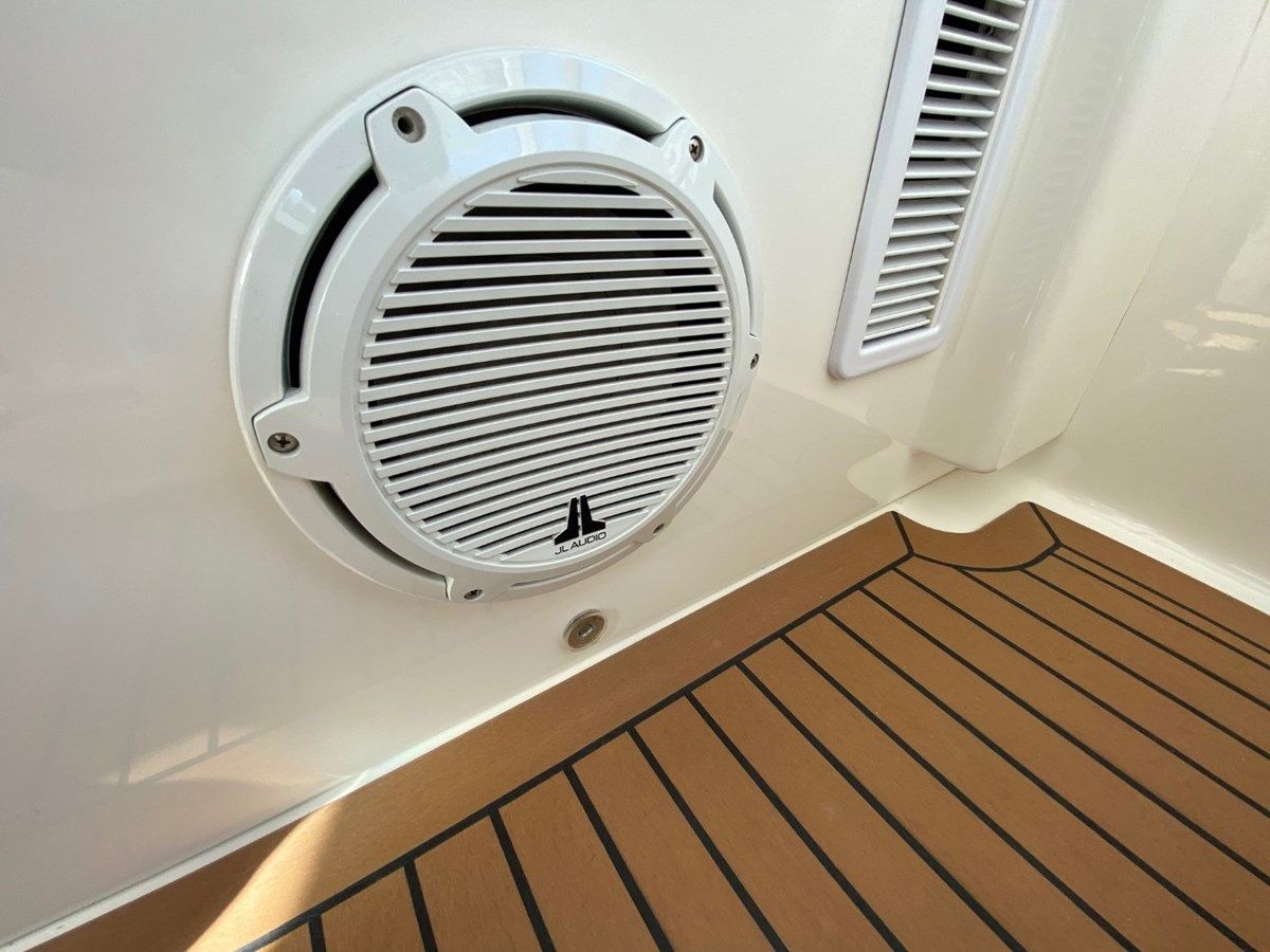 Buy a NO NAME 2010 at Shestakov Yacht Sales