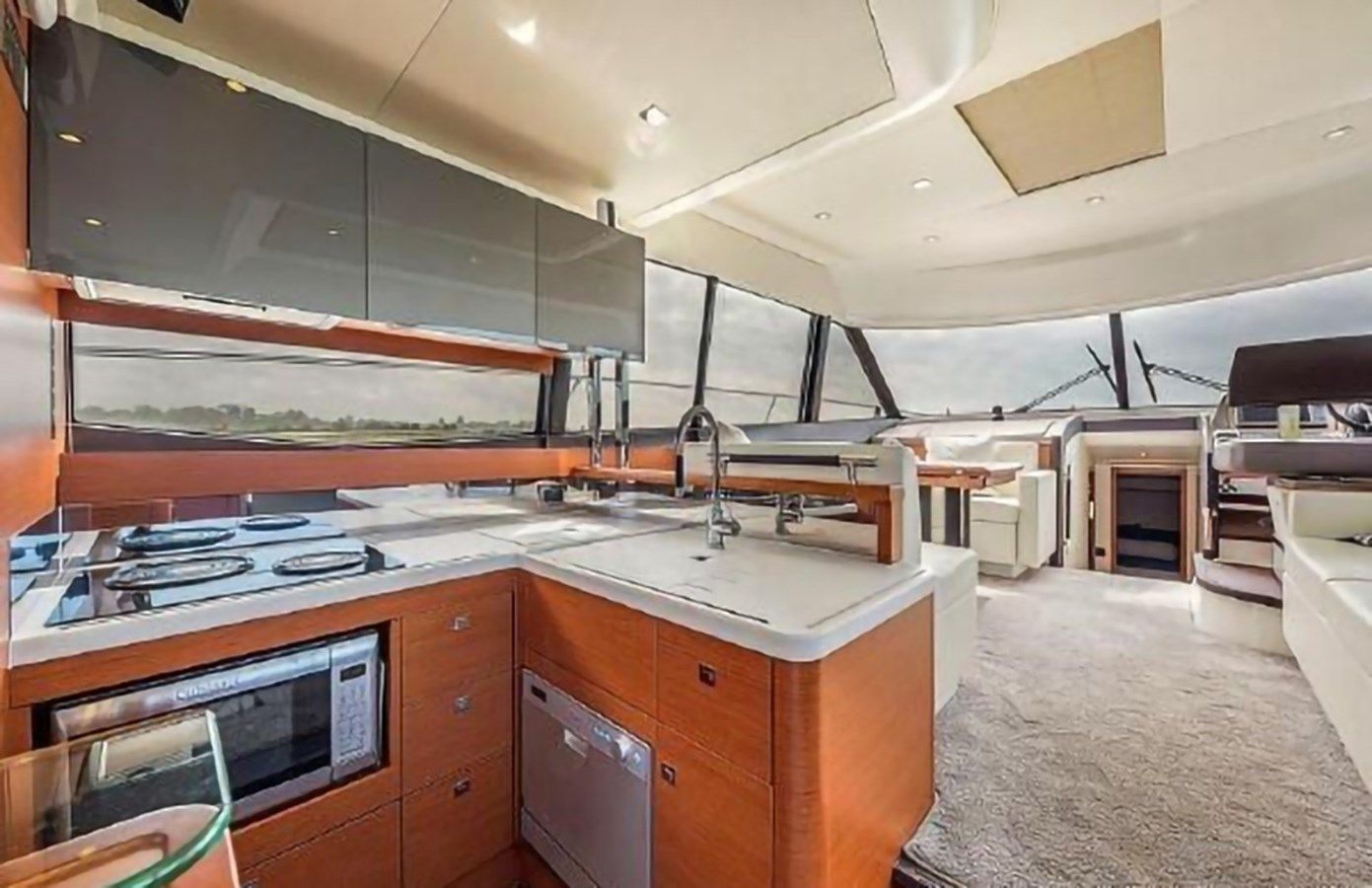 Купить яхту Proteus 2015 в Shestakov Yacht Sales