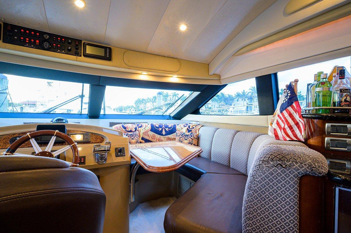 the best price on 59 MARQUIS 2004