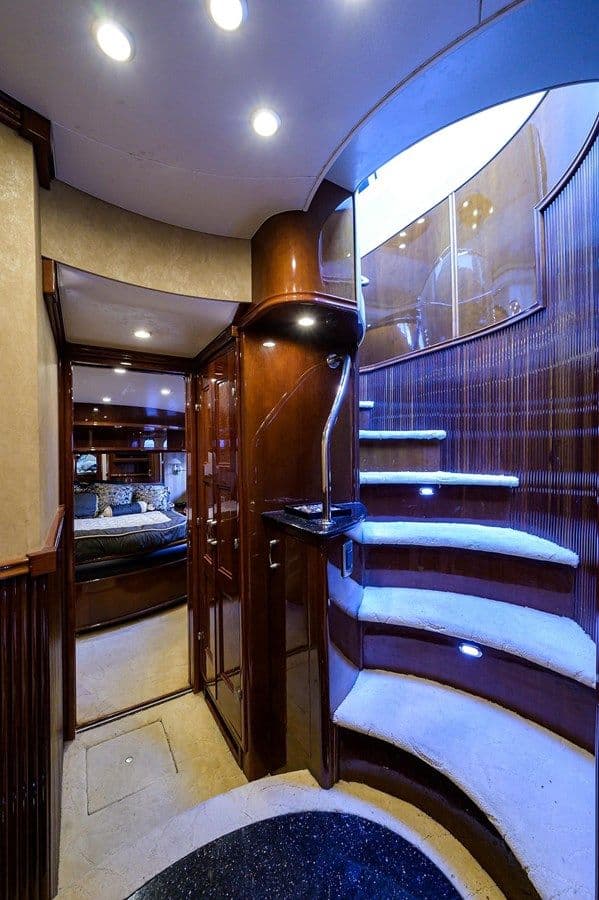 Buy a 59 MARQUIS - Marquis at Shestakov Yacht Sales