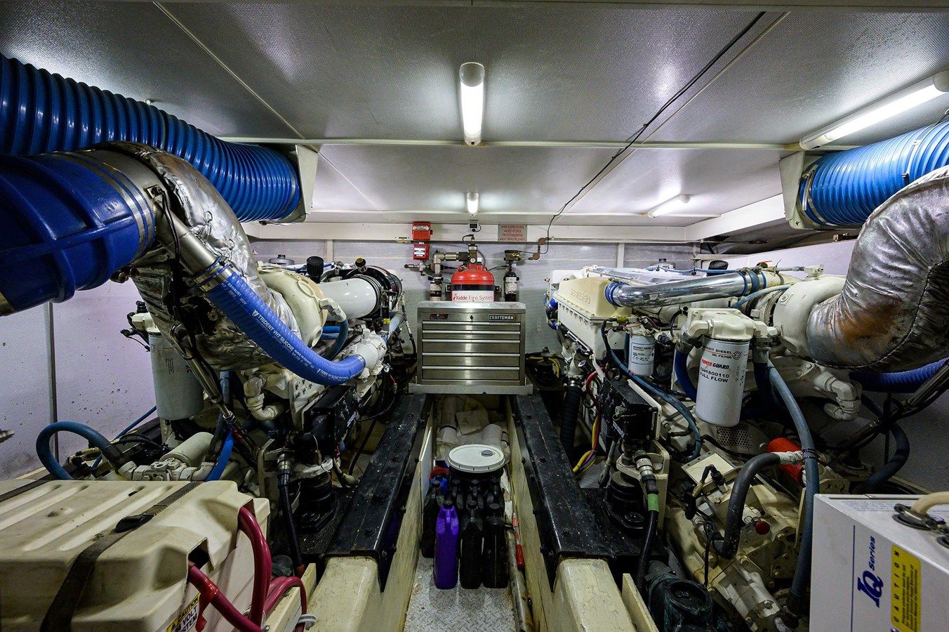 best yacht sales deals 59 MARQUIS 2004