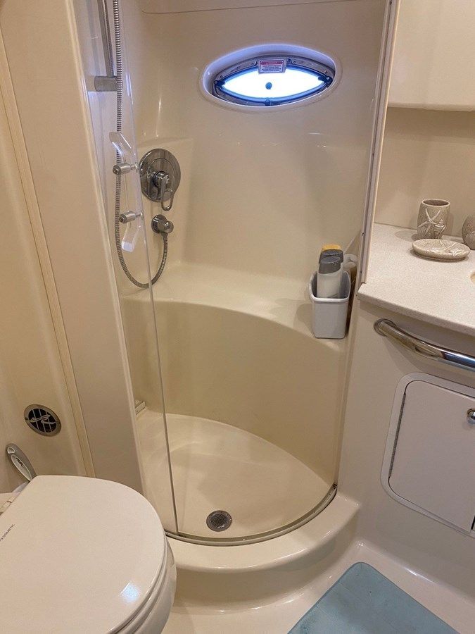 Buy a GREAT ESCAPE III 2003 at Shestakov Yacht Sales