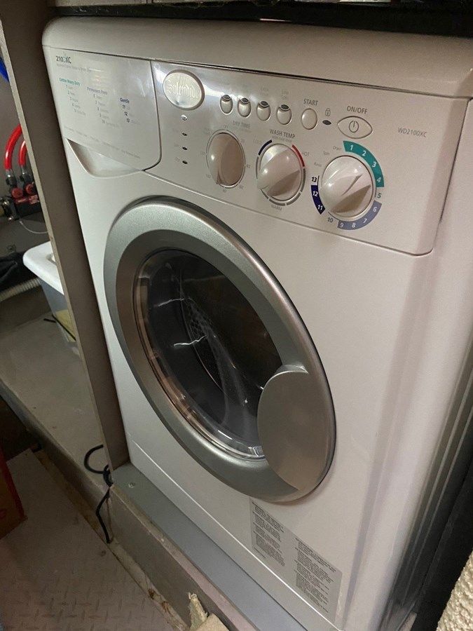 GREAT ESCAPE III 480 MotorYacht price