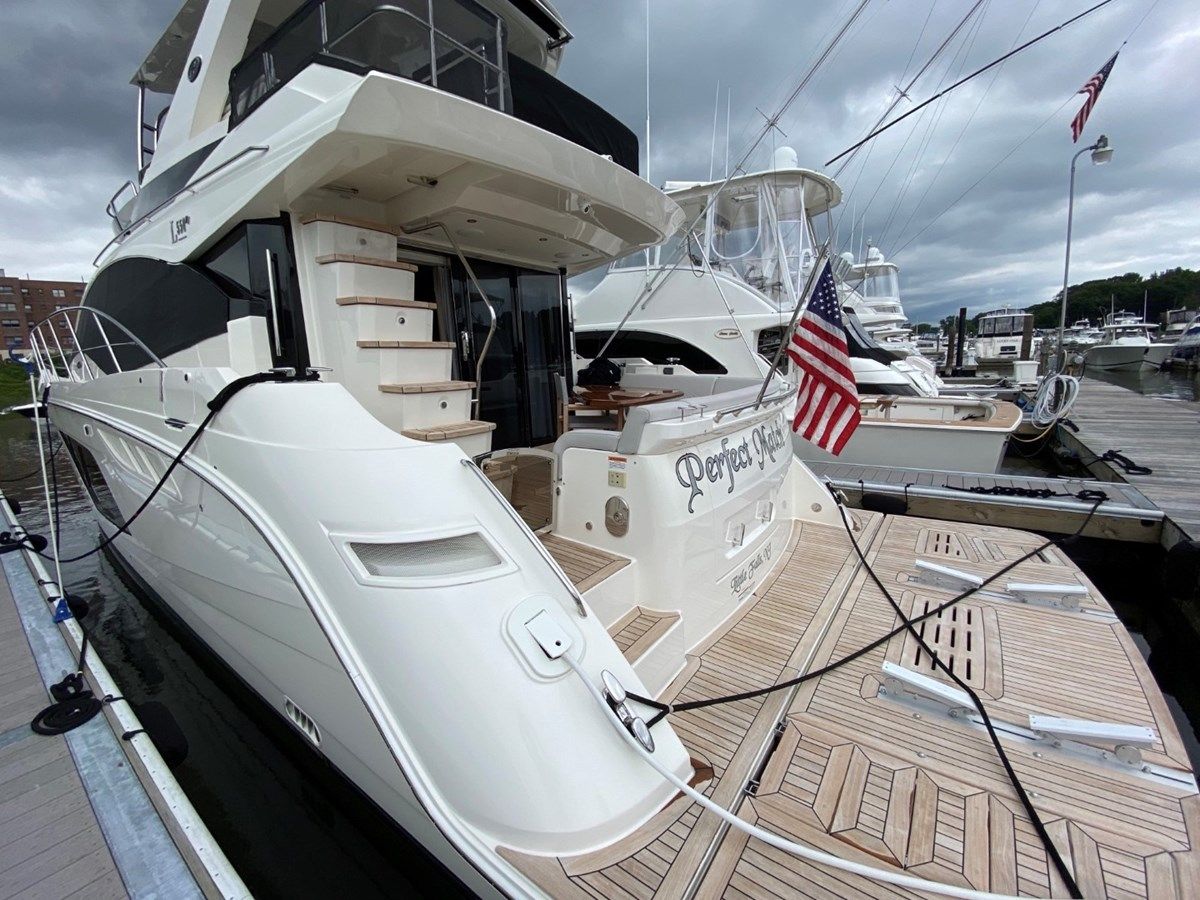 best yacht sales deals PERFECT MATCH L550 FLY