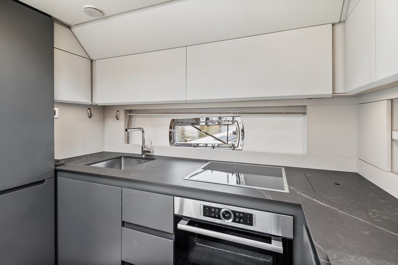 - - PERSHING yacht sale