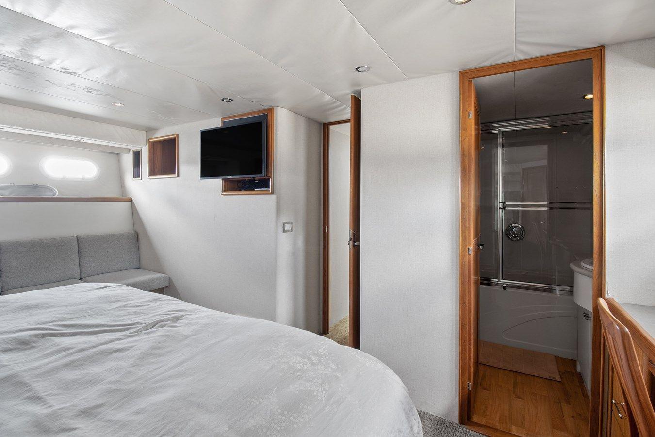 Buy a yacht ER 65 Motoryacht