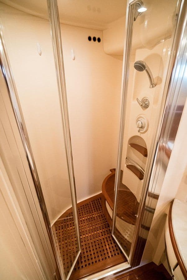 the best price on SERENITY - Azimut Yachts