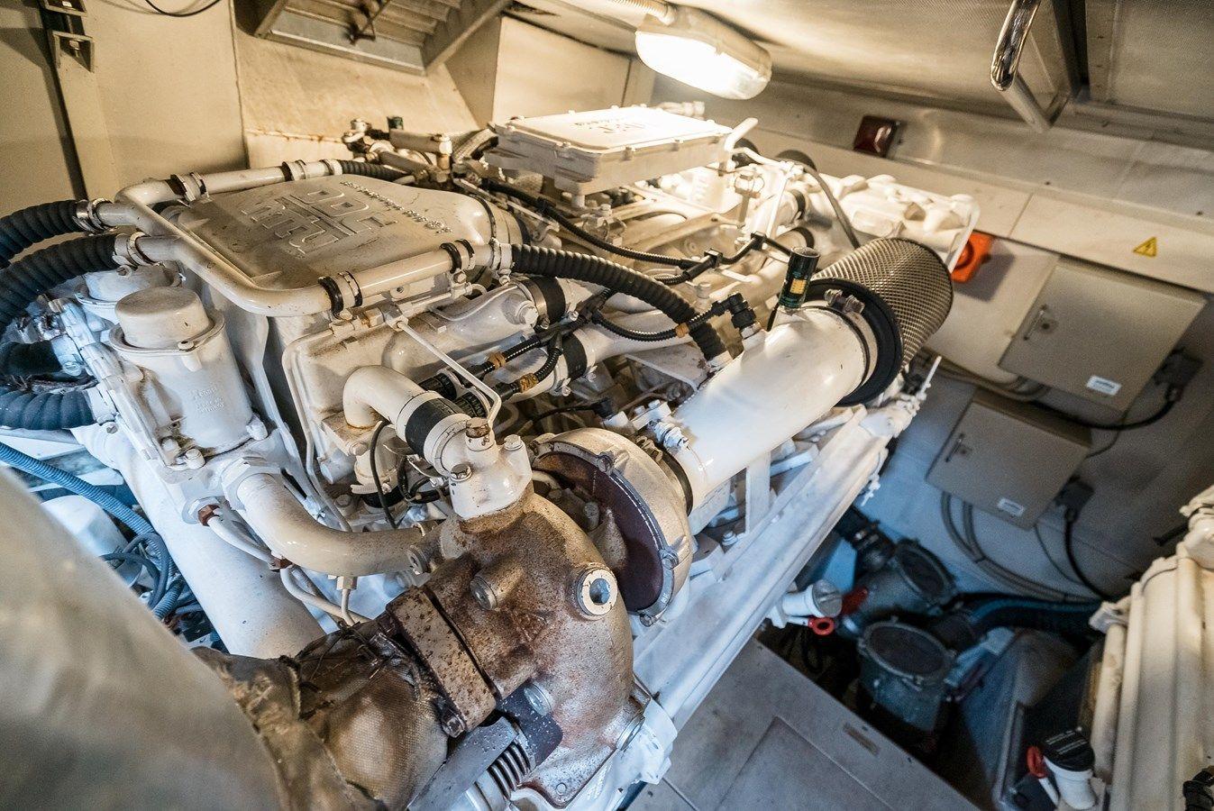 SERENITY 2004 yacht sale