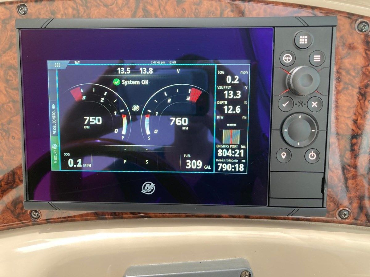 Купить яхту SCOTT FREE 460 Sundancer в Shestakov Yacht Sales