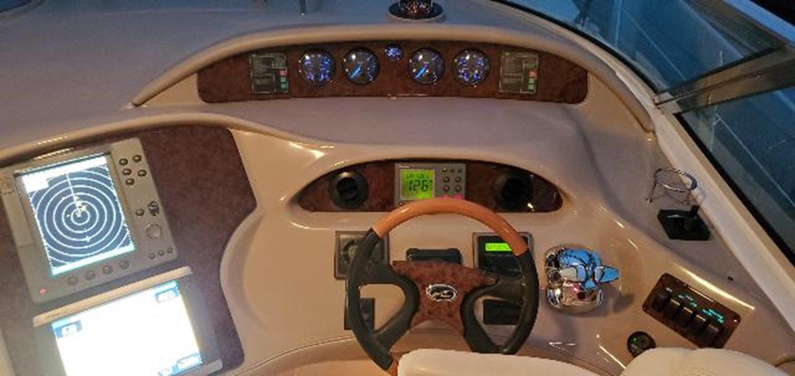 Buy a THAT'S AMORE at Shestakov Yacht Sales