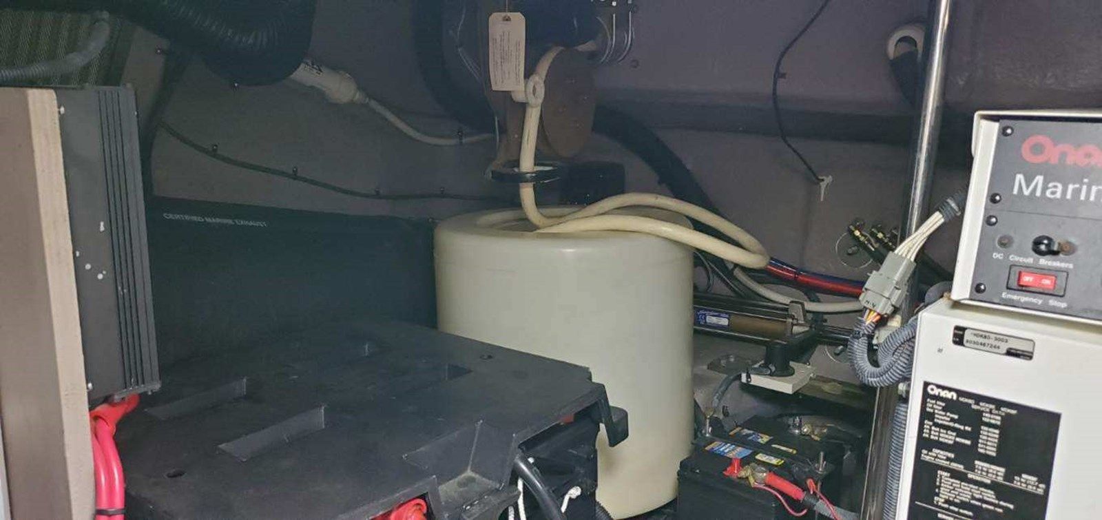 the best price on THAT'S AMORE - SEA RAY